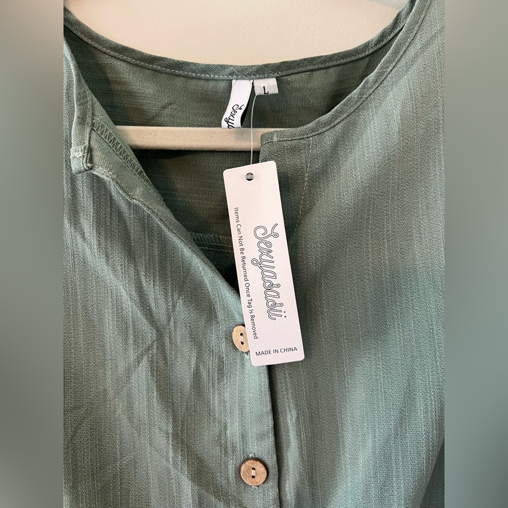 Dress - Picture 3 of 4